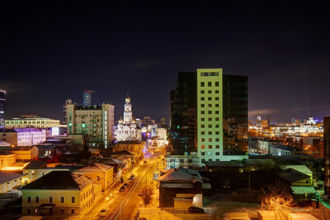 Roomy Hostel JJekaterinburg Exteriör bild